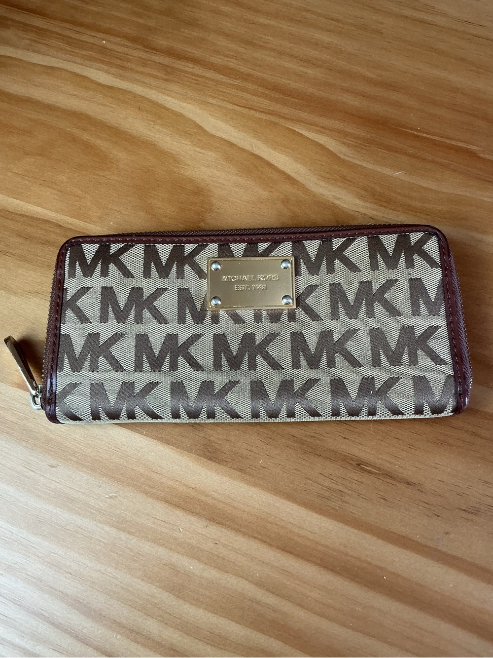 Michael Kors Beige Brown Signature Zip Continental Wallet